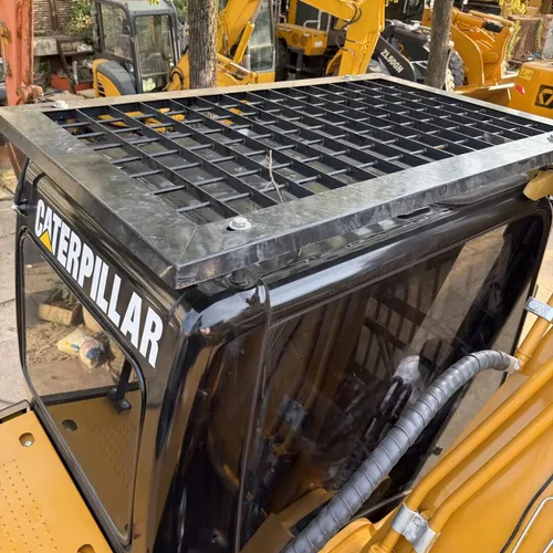 CAT 325D2L With 3 cameras, top‑mounted large guardrail, highest configuration.