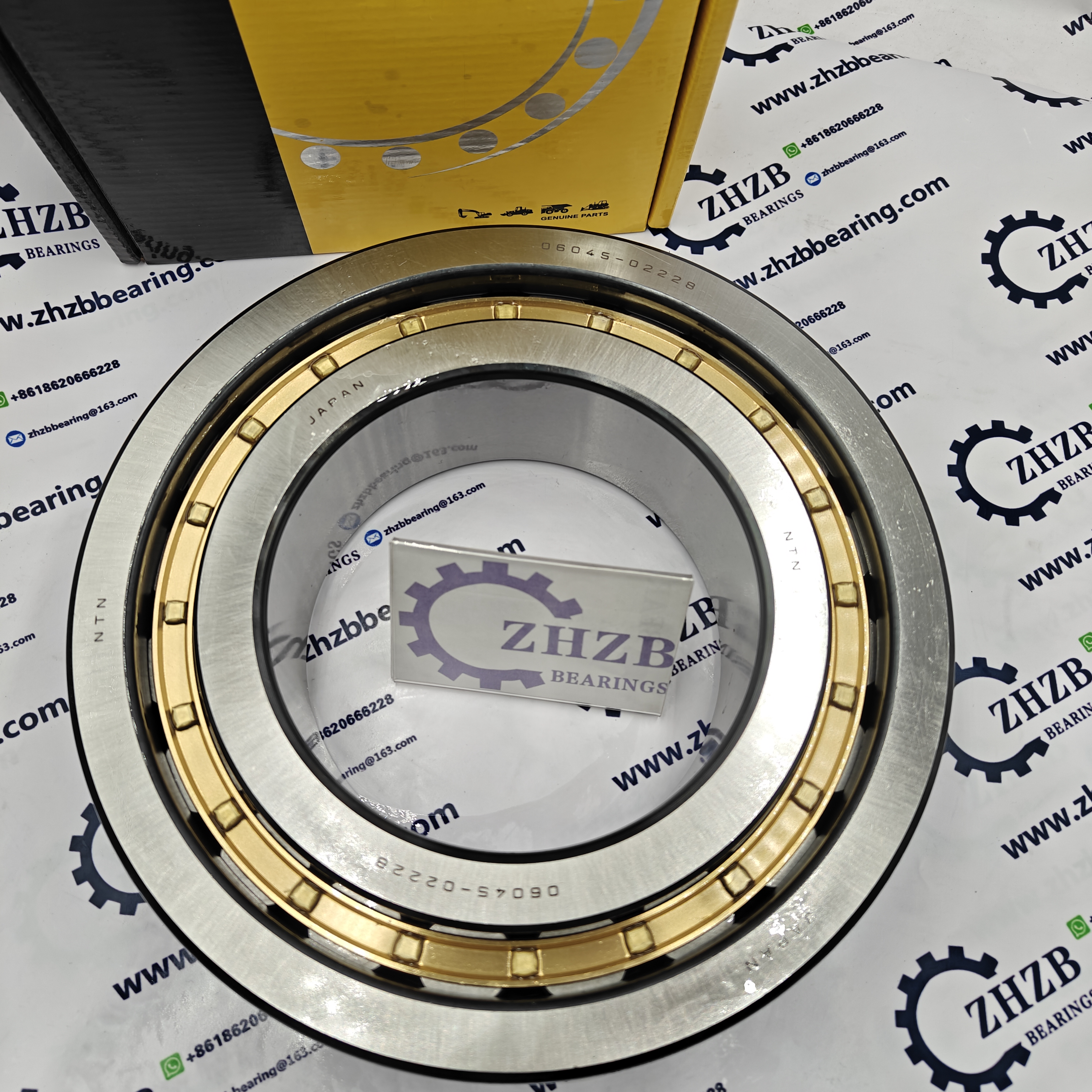 06045-02228 Cylindrical Roller Bearing for Komatsu Bulldozer D60A-8 D60A-11 D65-7 D75-1 Spare Parts