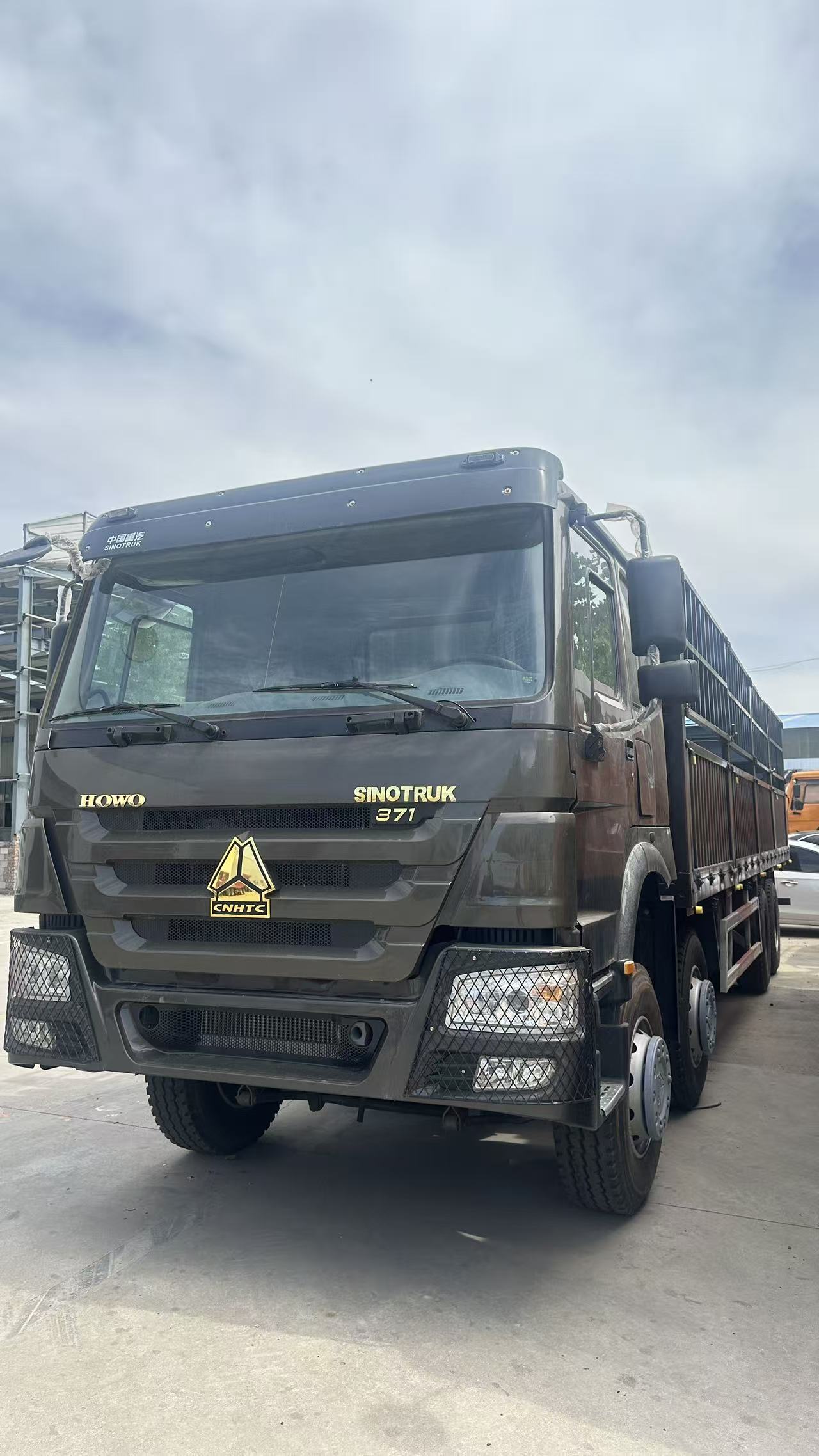 HOWO 6×4 drop side cargo truck