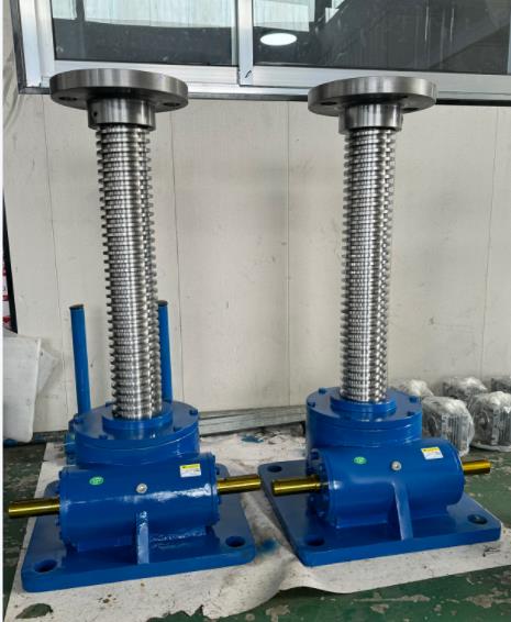 Screw lift, SWL series worm screw lift is a basic lifting component