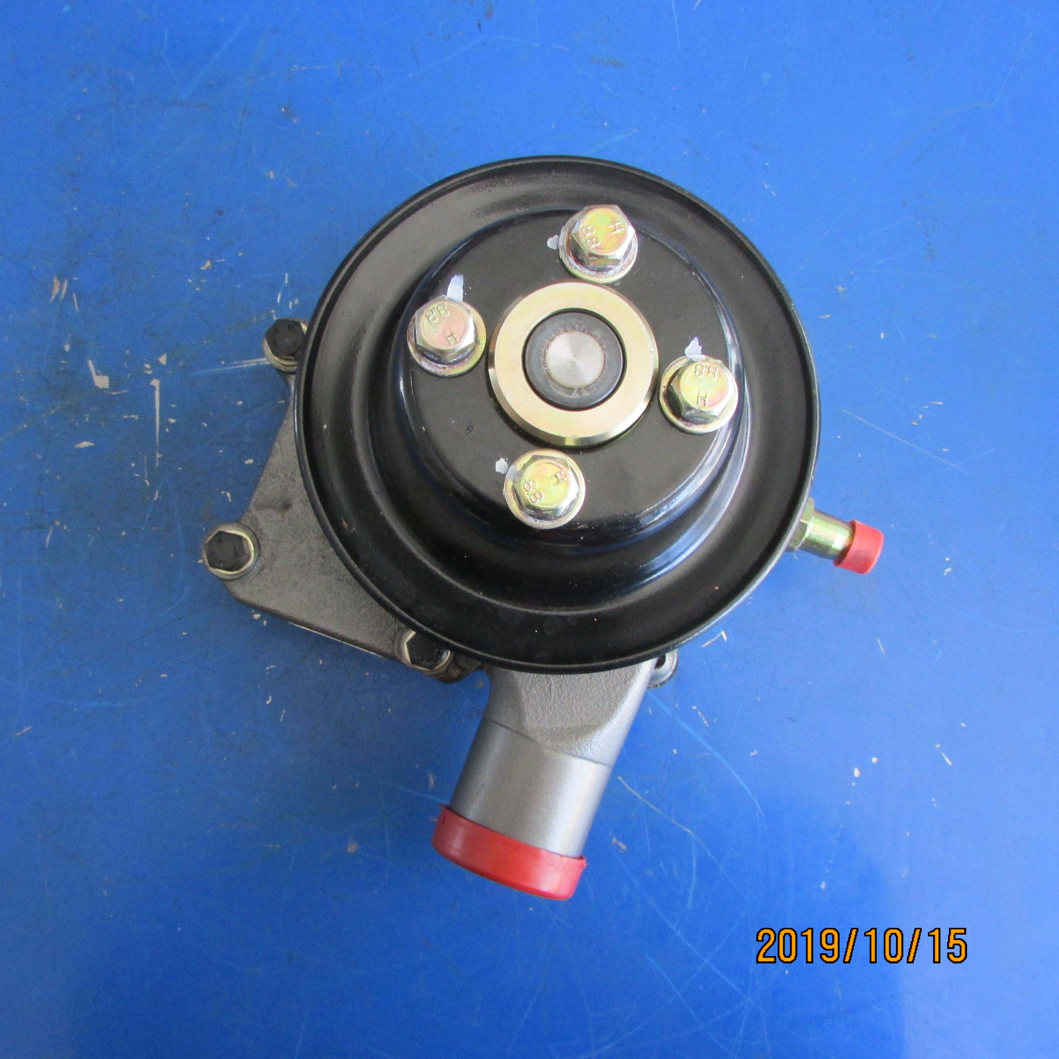 XCMG  860109755 Water Pump – Drawing 6QAJ-1307010, for Yuchai YC6105 Series