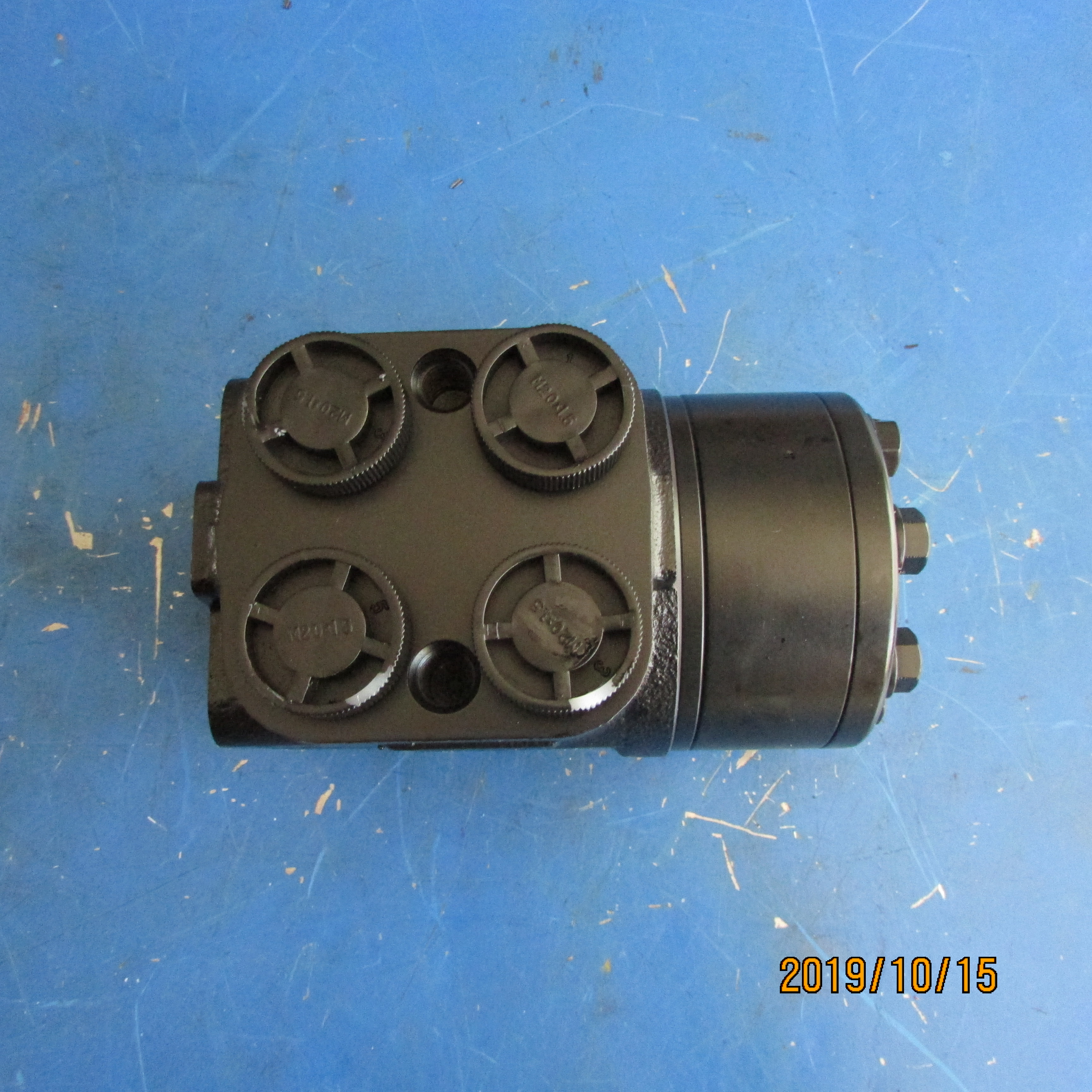 XCMG  803086403 Steering Valve (Splined) – Xcel80 Series Hydrostatic Steering Unit