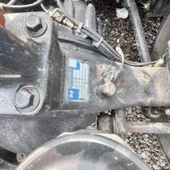 Good Condition 200,000 KM Shacman X5000 Prime Mover Composite Board 4.11 Axle Ratio Stable Power Full Export Documents Ro-ro Shipment Available