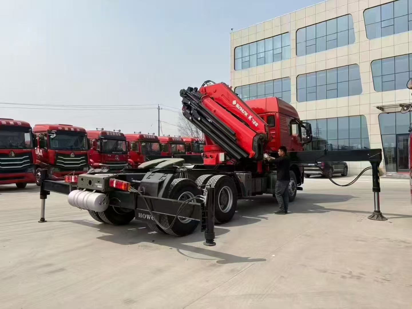 Fully Inspected Used Folding Crane Truck Heavy Duty 6×4 Chassis Stable Hydraulic Lifting System Full Customs Clearance Documents Ro-ro Shipment