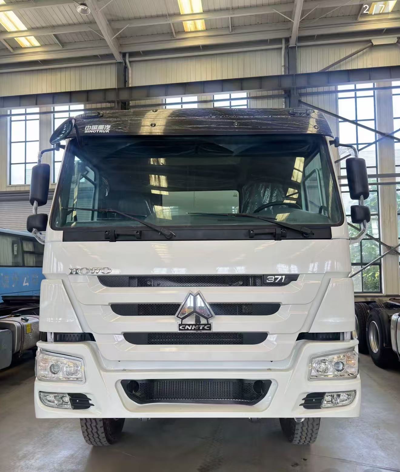 Refurbished HOWO 371HP 6×4 Fuel Tank Truck 25000L With Fuel Dispenser