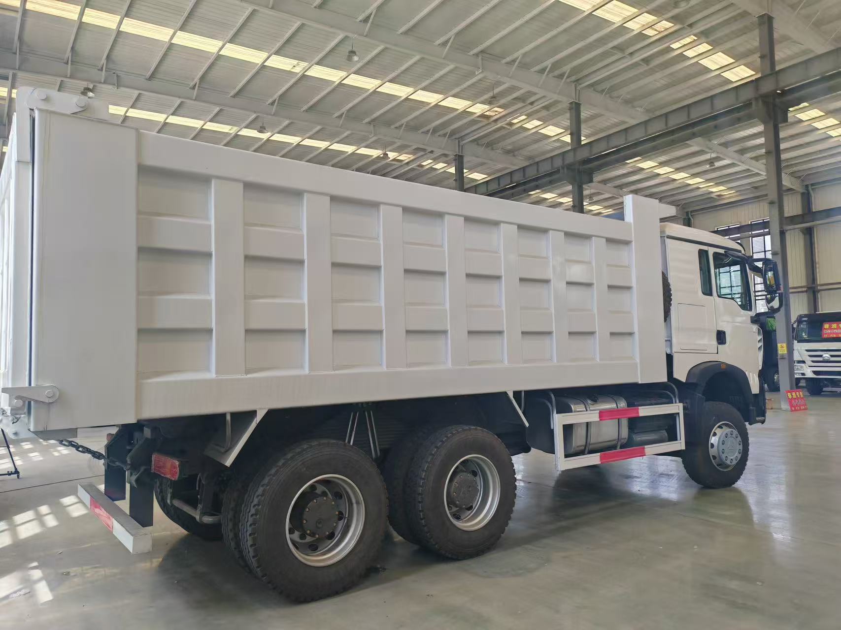 Second Hand HOWO TX 6x4 Mining Dump Truck Weichai 430HP Construction Dumper