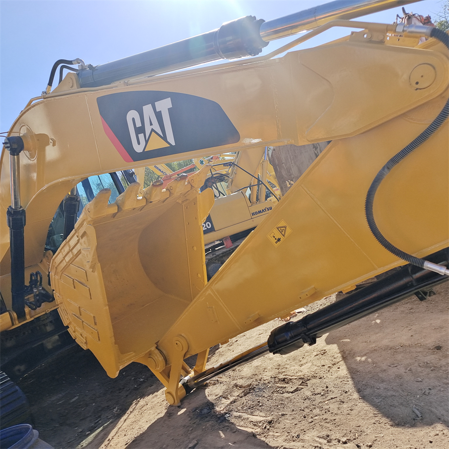 Cat320/Cat320d/Cat320d2l/Cat320dl Crawler Excavators Building Earth-Moving Machinery Used Excavator Cat320gc Heavy Equipment 20ton Excavators 320gx