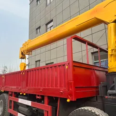 Used Refurbished Sinotruk HOWO 8x4 Lifting Truck 12Ton Hydraulic Crane For Construction