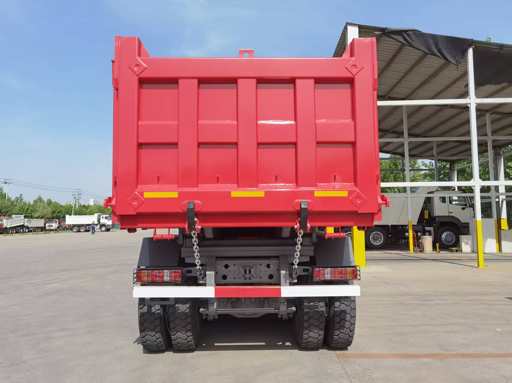 SINOTRUK HOWO TX 6×4 Dump Truck