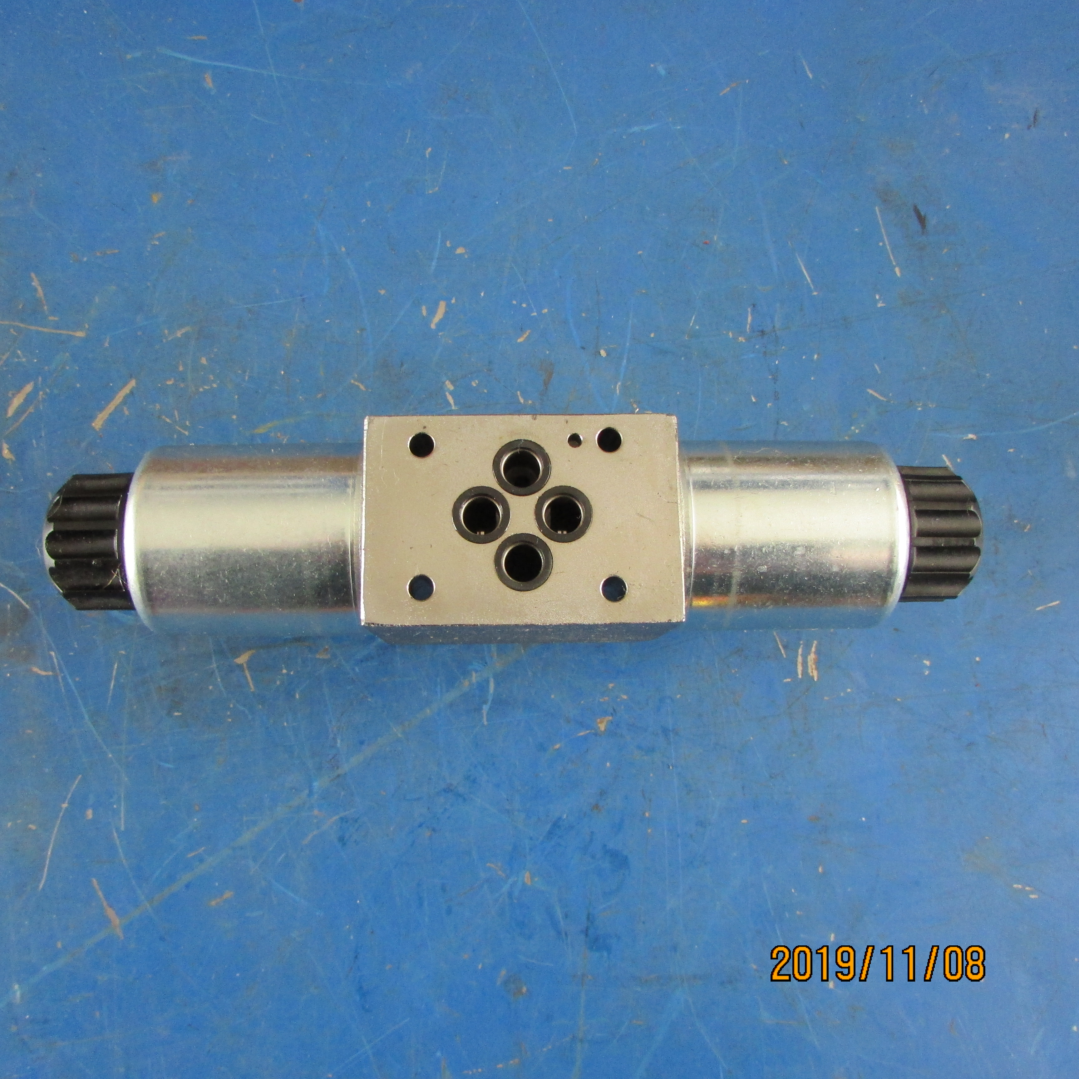 XCMG Paver Solenoid Directional Valve – PN 803069204 / RPE3-06-3Y11/02700E1 | OEM ARGO-HYTOS | Fits RP803/RP953/RP1253/RP1356
