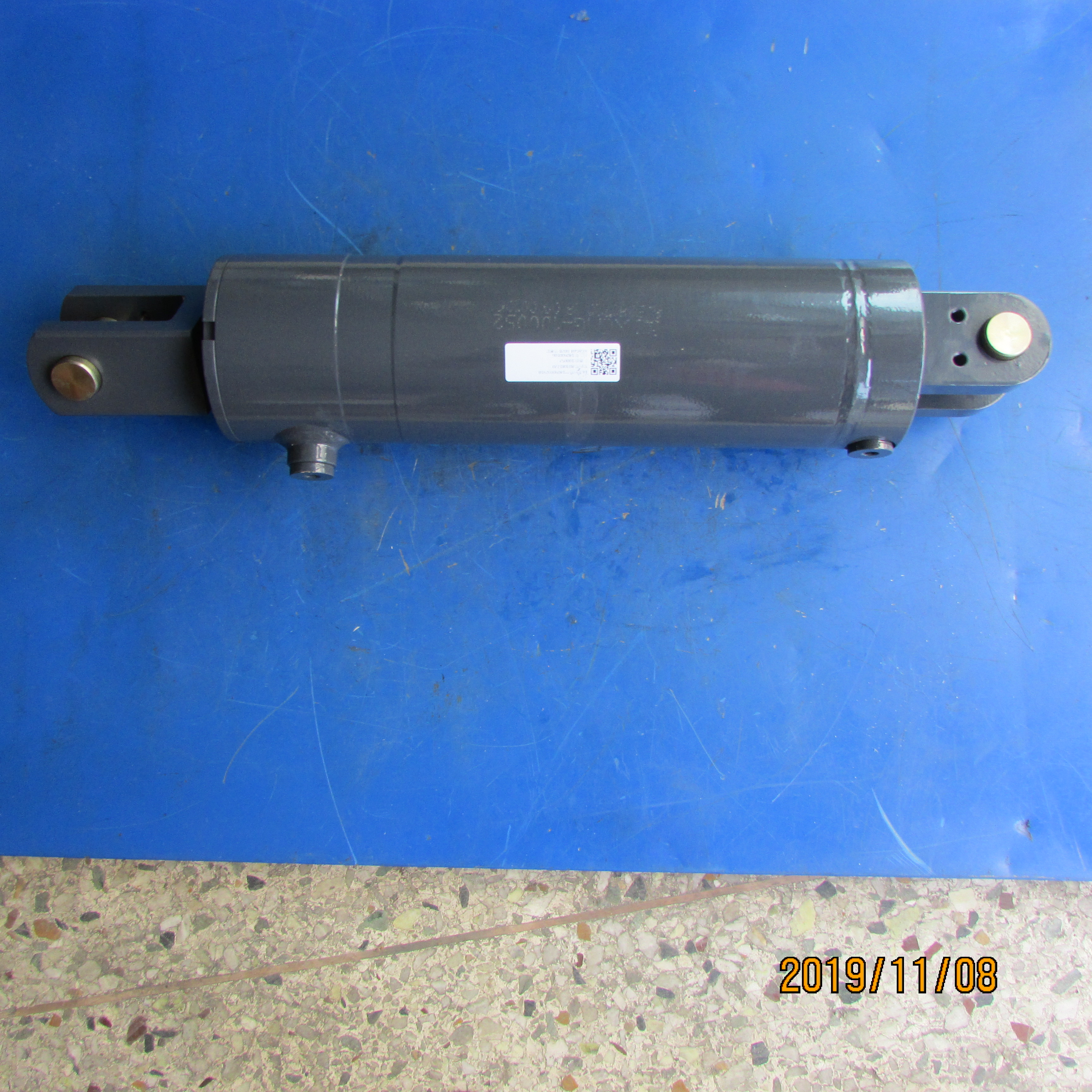 XCMG XS163J Compactor Steering Cylinder – PN 803081720 / XGYG04-007B | OEM Piston Cylinder