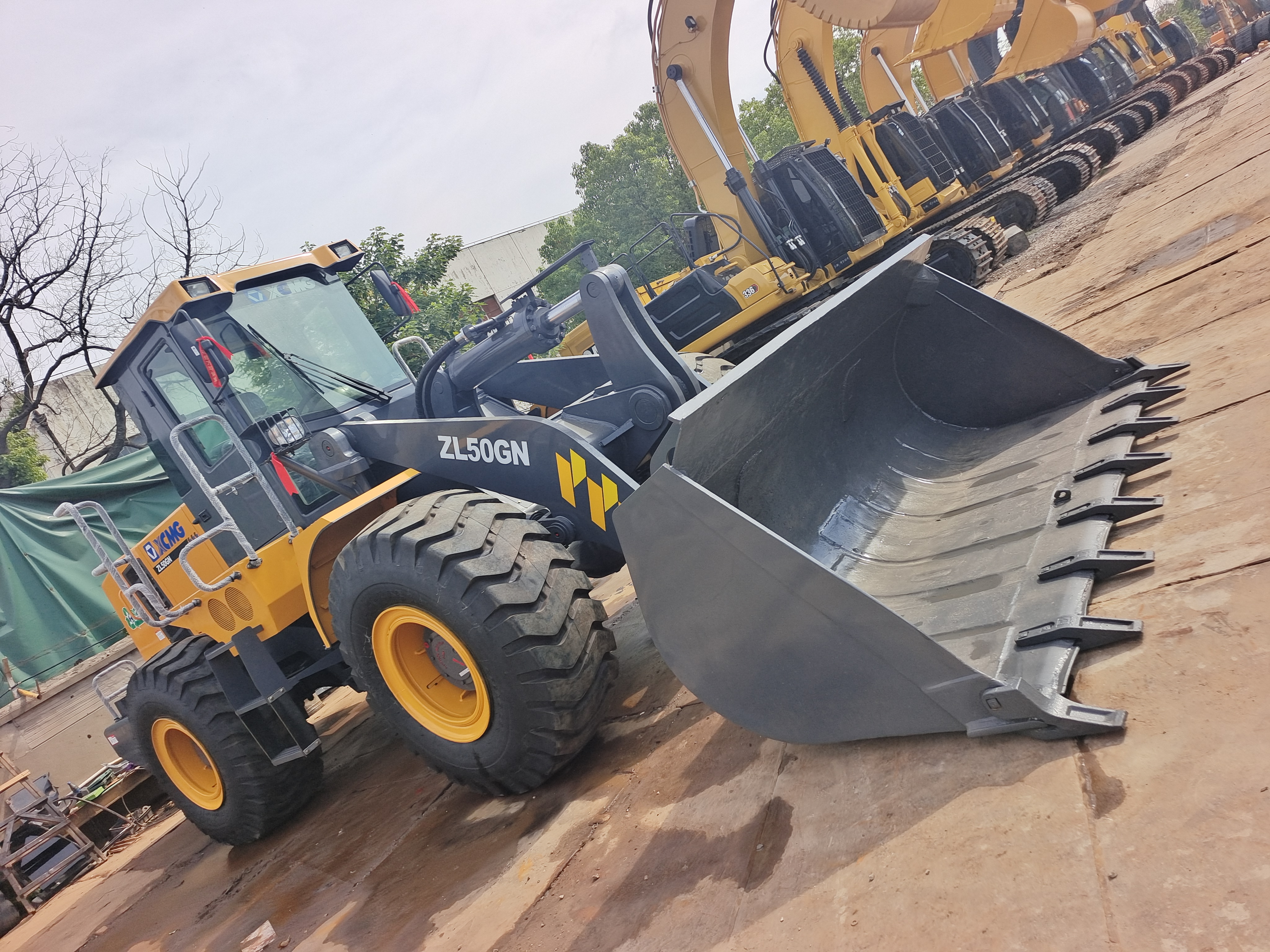 New China Mini Wheel Loader 5 Ton XCMG Zl50gn with 3.0m3 Rock Bucket