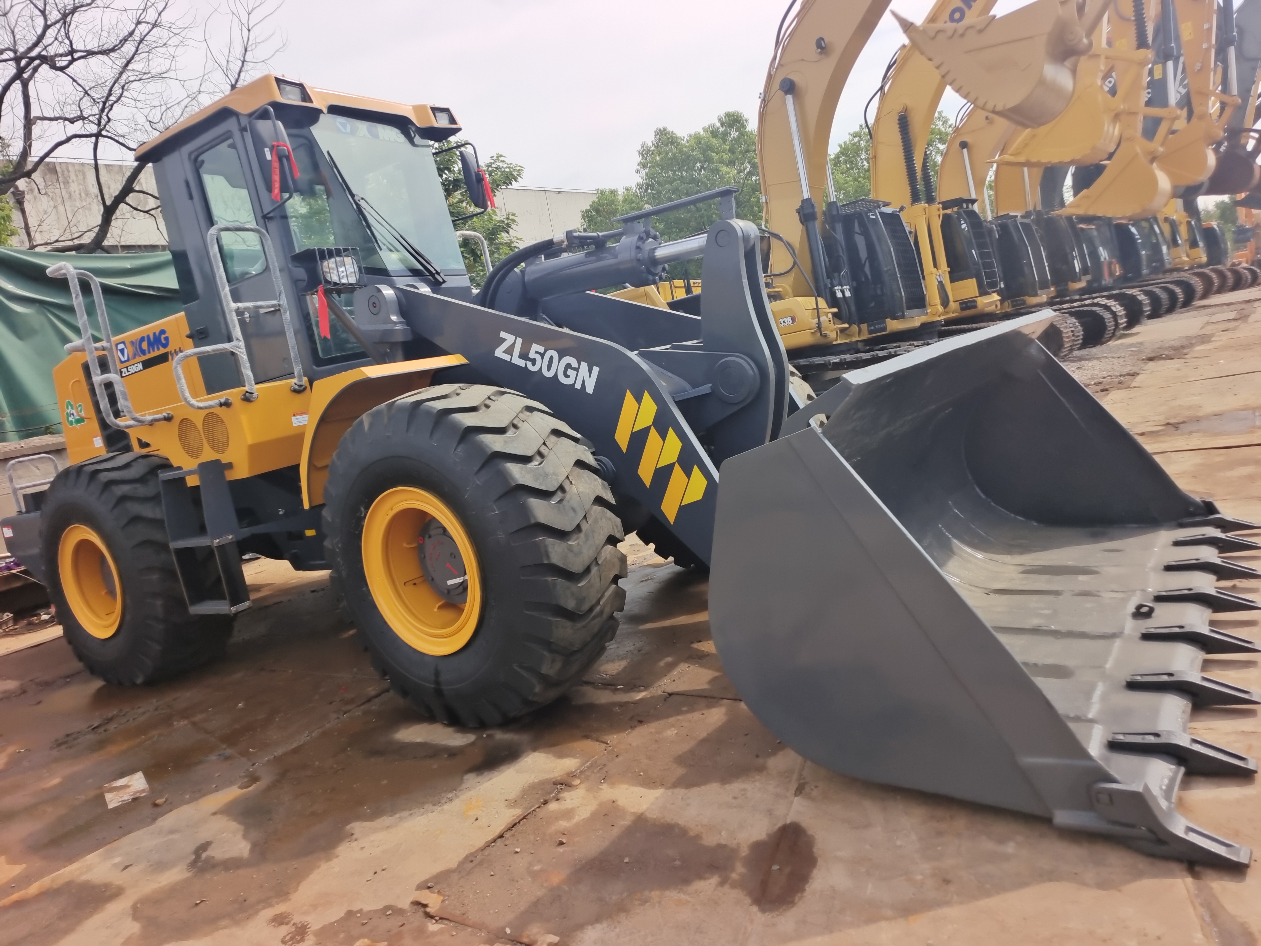 New China Mini Wheel Loader 5 Ton XCMG Zl50gn with 3.0m3 Rock Bucket