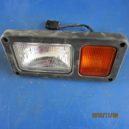 XCMG Roller Right Combination Lamp – PN 803504507 / XGGD08R-24J | OEM Lighting Assembly for Road Rollers