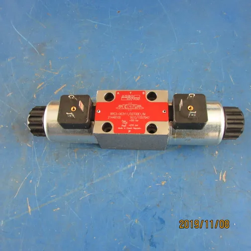 XCMG Paver Solenoid Directional Valve – PN 803069204 / RPE3-06-3Y11/02700E1 | OEM ARGO-HYTOS | Fits RP803/RP953/RP1253/RP1356