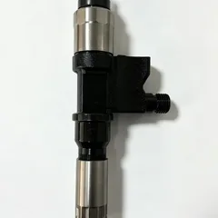Product model:095000-9041, OEM part number: compatible with Isuzu and Sumitomo 4HK1 and 6HK1 series engines