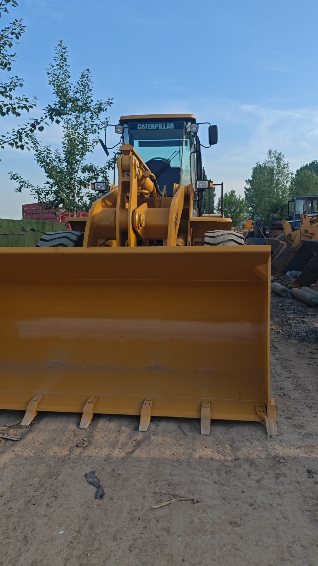 Sale of Durable and Low Price Second-Hand Wheel Loader CAT 950H Used Loader Reliable Affordable Construction Machinery