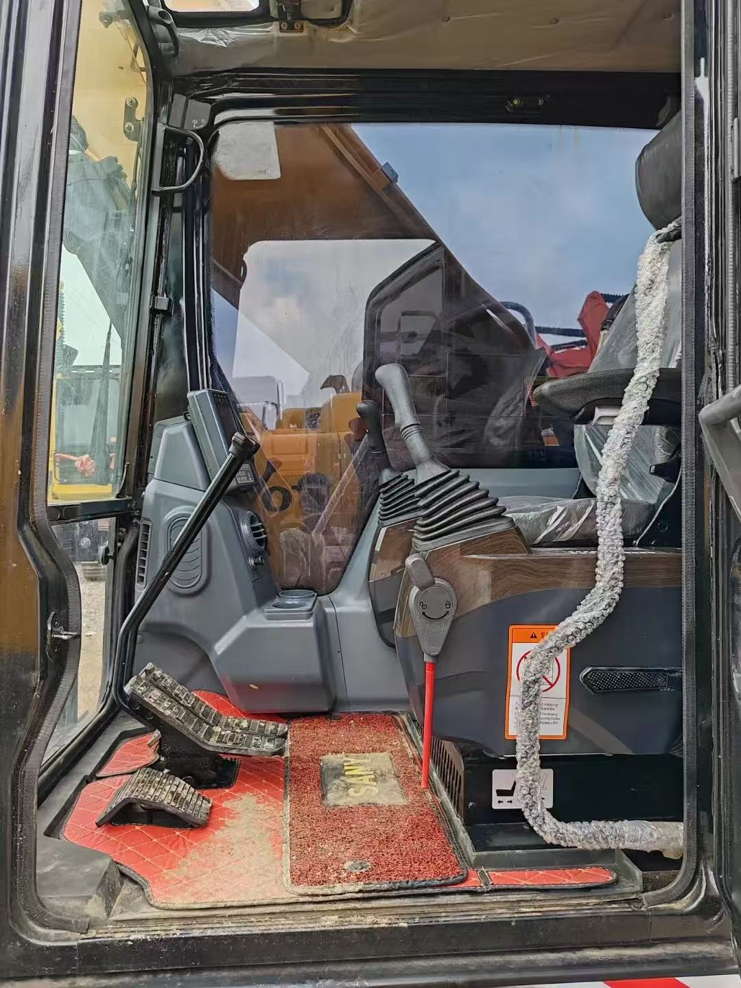 Refurbished Sany SY215C Crawler Excavator