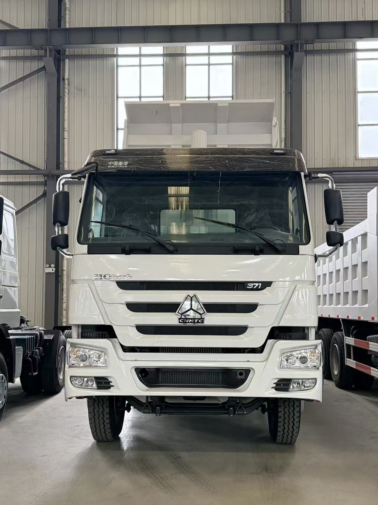 Refurbished SINOTRUK HOWO 6×4 Dump Truck