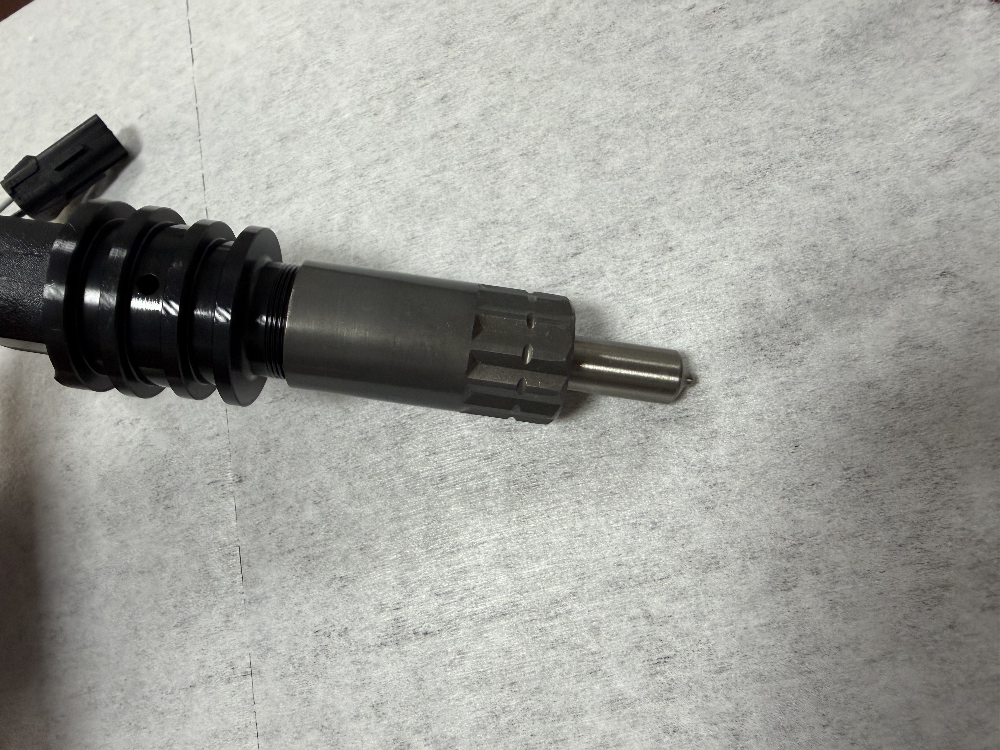 Injector 295050-0260 OEM ME306476 Fits Mitsubishi 6M60 Engine