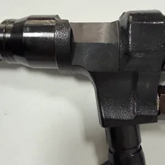 Injector 295050-1440 OEM 23670-E0570 Fits Kobelco 210/250/260-8 Hino J05 J08 Engine