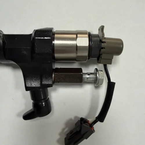 Injector 295050-1440 OEM 23670-E0570 Fits Kobelco 210/250/260-8 Hino J05 J08 Engine