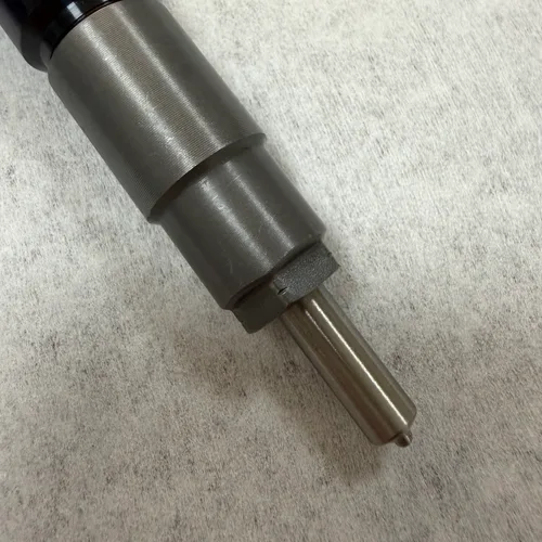 Injector 095000-9960 OEM 8-97435029-0 Fits Isuzu 4JJ1 / 4JK1 Engine