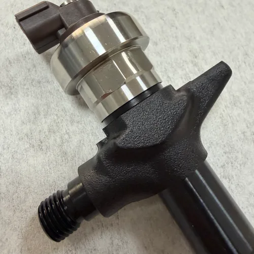Injector 095000-9960 OEM 8-97435029-0 Fits Isuzu 4JJ1 / 4JK1 Engine