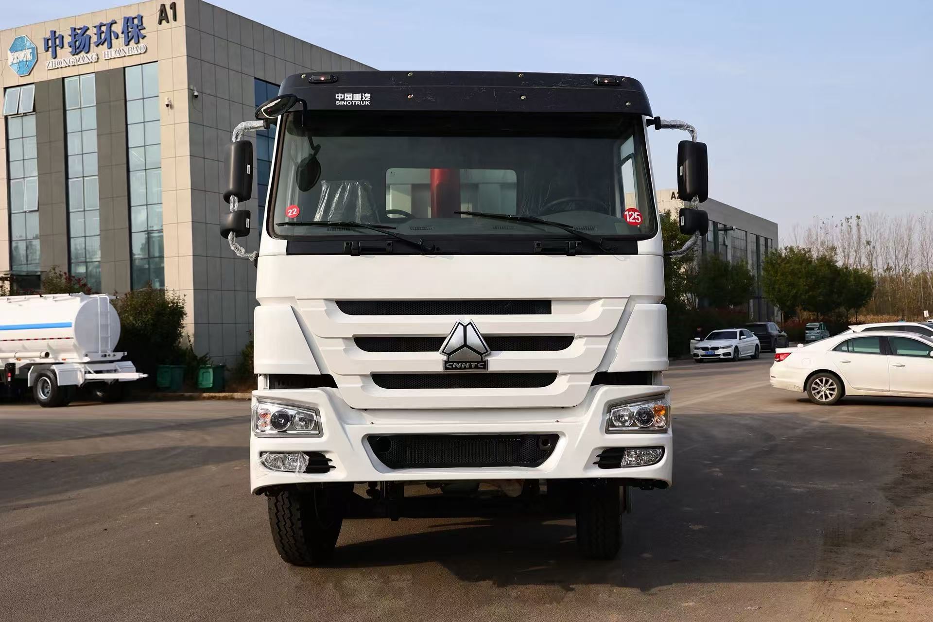 Refurbished SINOTRUK HOWO 8×4 Tipper Truck, 430HP