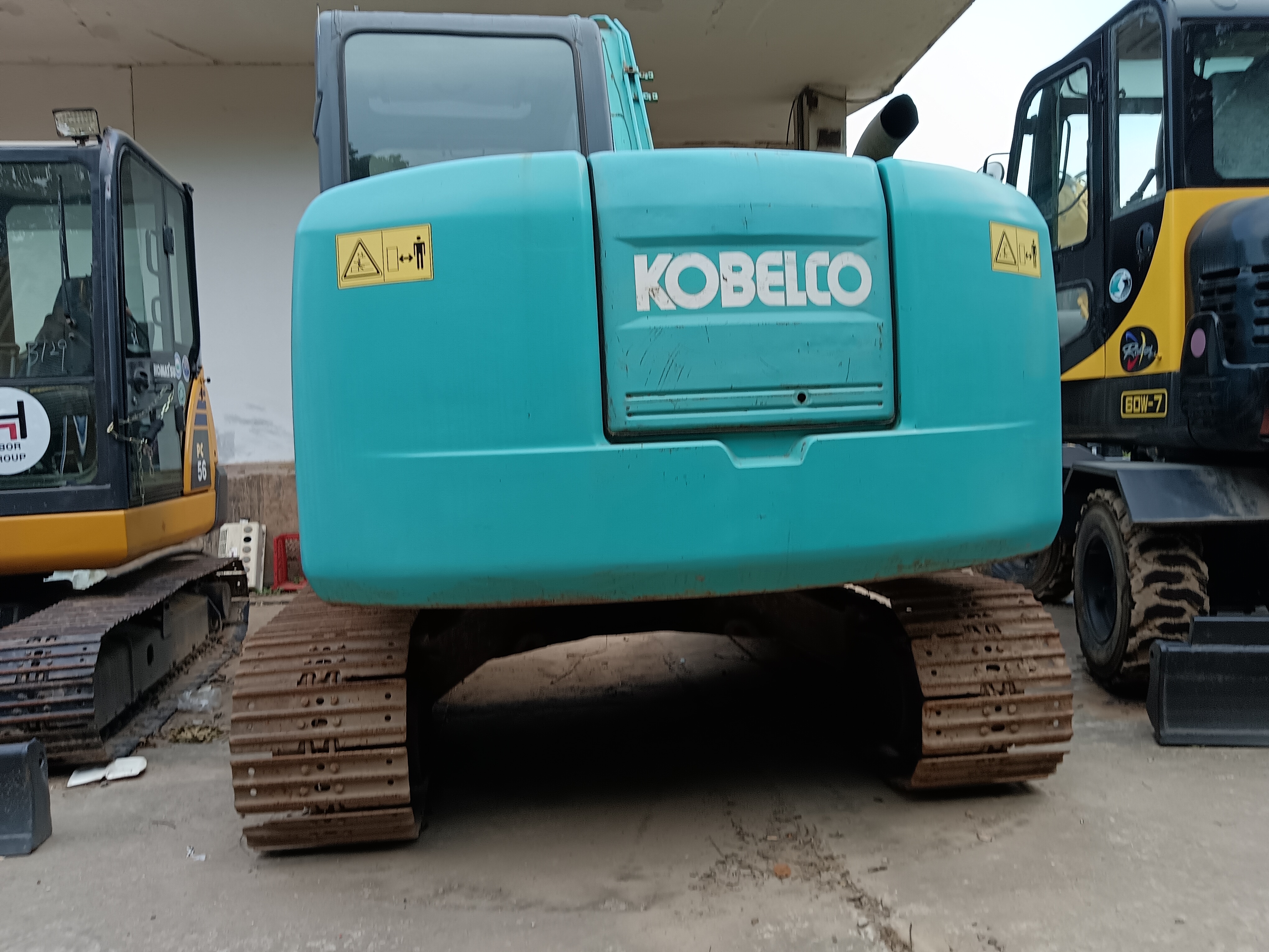 Original Used Kobelco SK75 Crawler Excavator 30tons Model SK140 SK200-8for Sale