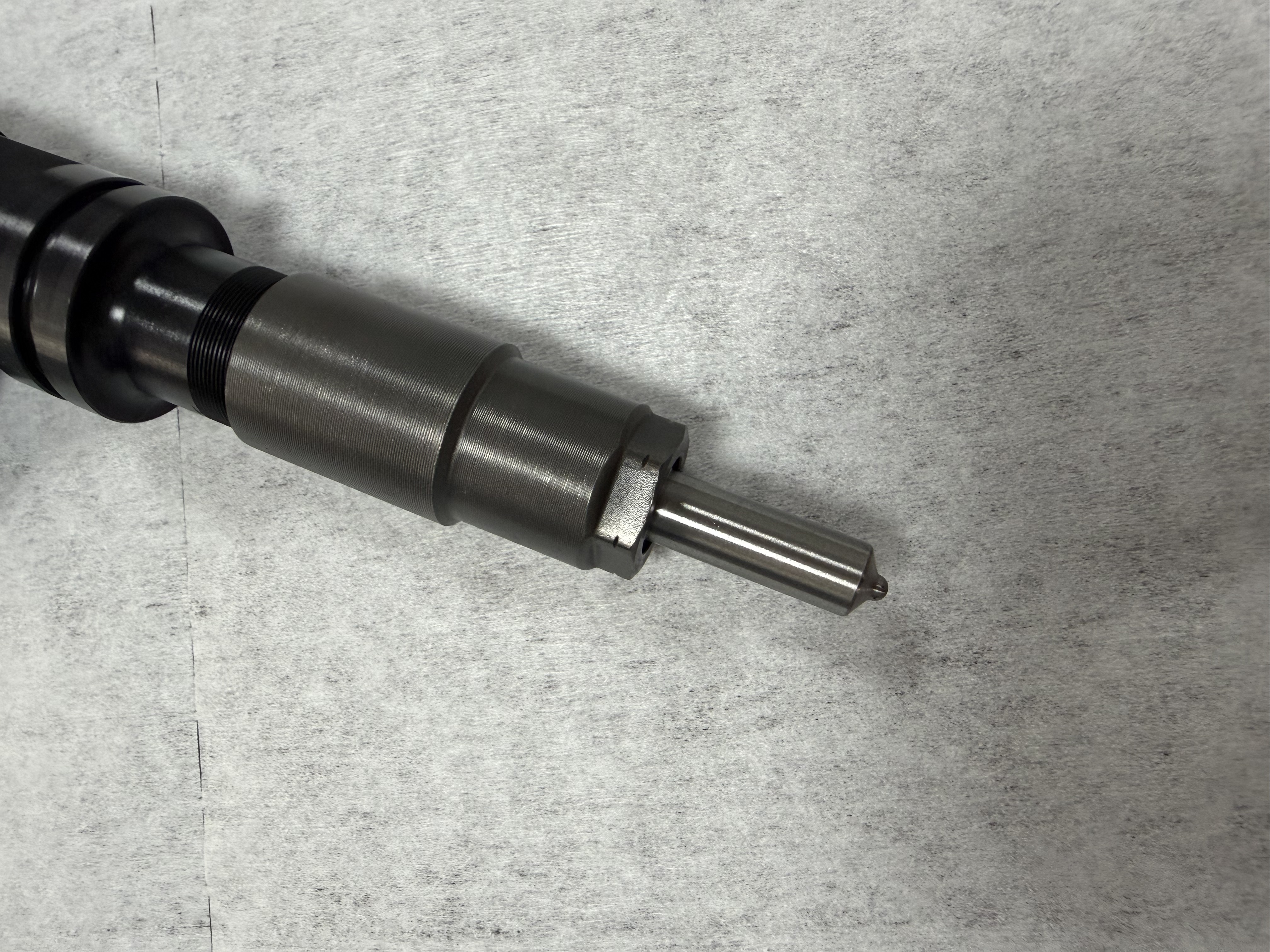 Injector 095000-6311 OEM SE501925 Fits John Deere 4045T 6068T Engine