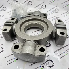 561-20-62100 Universal Joint Spider Bearing for Komatsu Mining Dump Truck HD785 HD985 Replacement Spare Parts