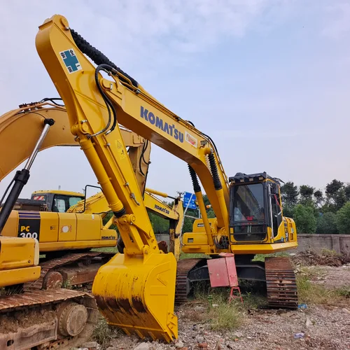 Global Delivery Crawler Hydraulic Used Excavator Machine KOMATSU PC210-8 Used Digger Second Hand Excavator PC210-7 220-8 Available Cheap Price