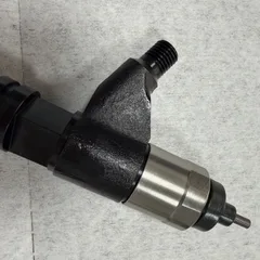 Injector 095000-6311 OEM SE501925 Fits John Deere 4045T 6068T Engine