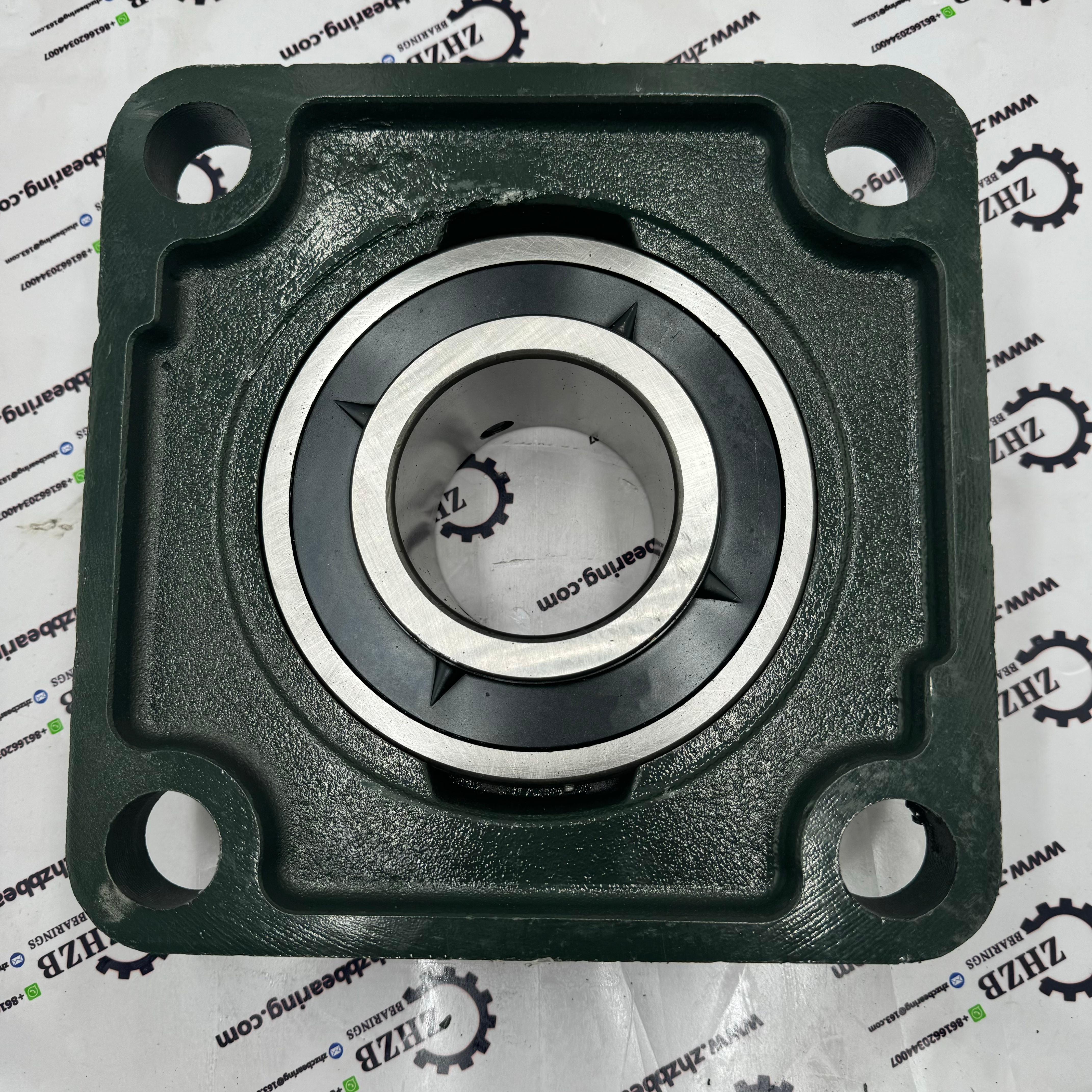 421-20-15123 Square Flange Bearing for Komatsu Wheel Loader WA400-5 WA420-5 WA430-6 WA470-6 WA480-6 Replacement Spare Parts