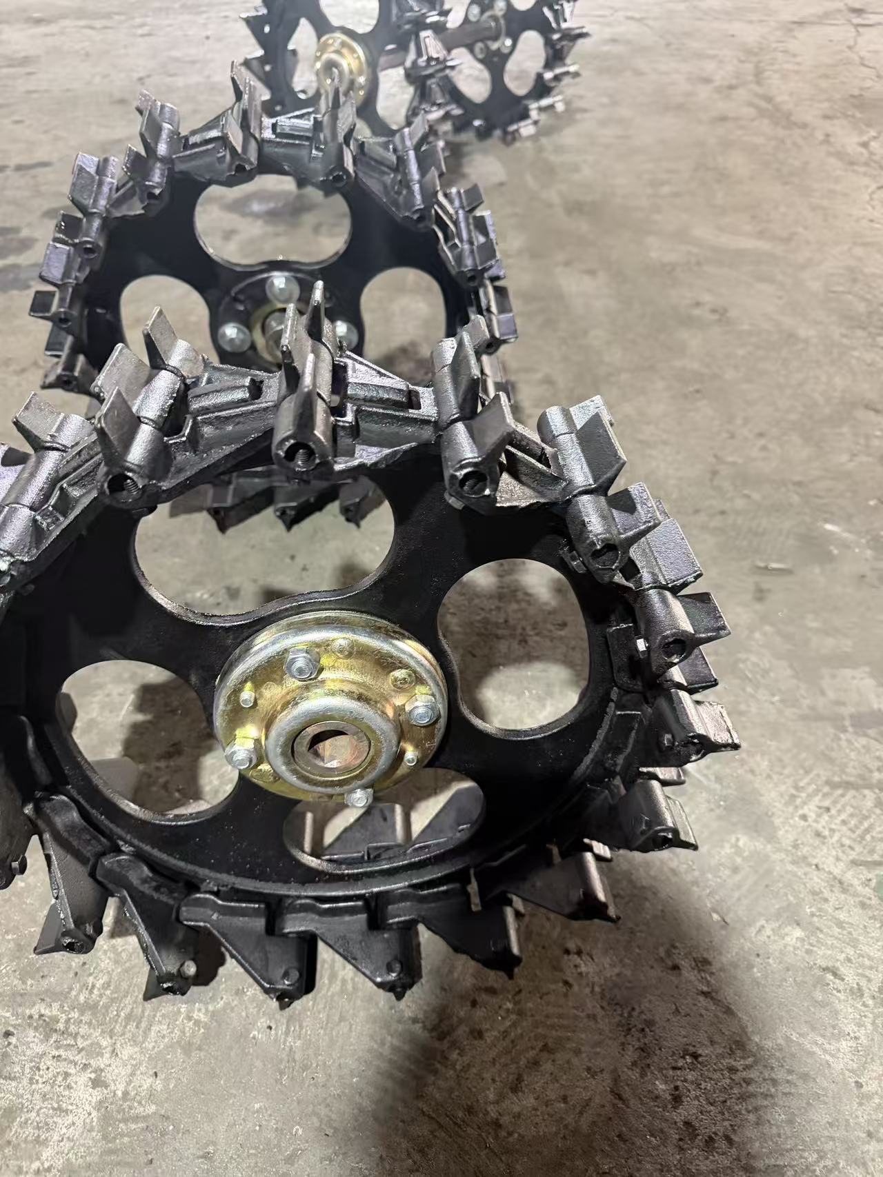 Removable Tooth Block Track Drive Sprocket For Mini Tracked Transporter, Track Driving Wheel For Remote Control Tracked Mower