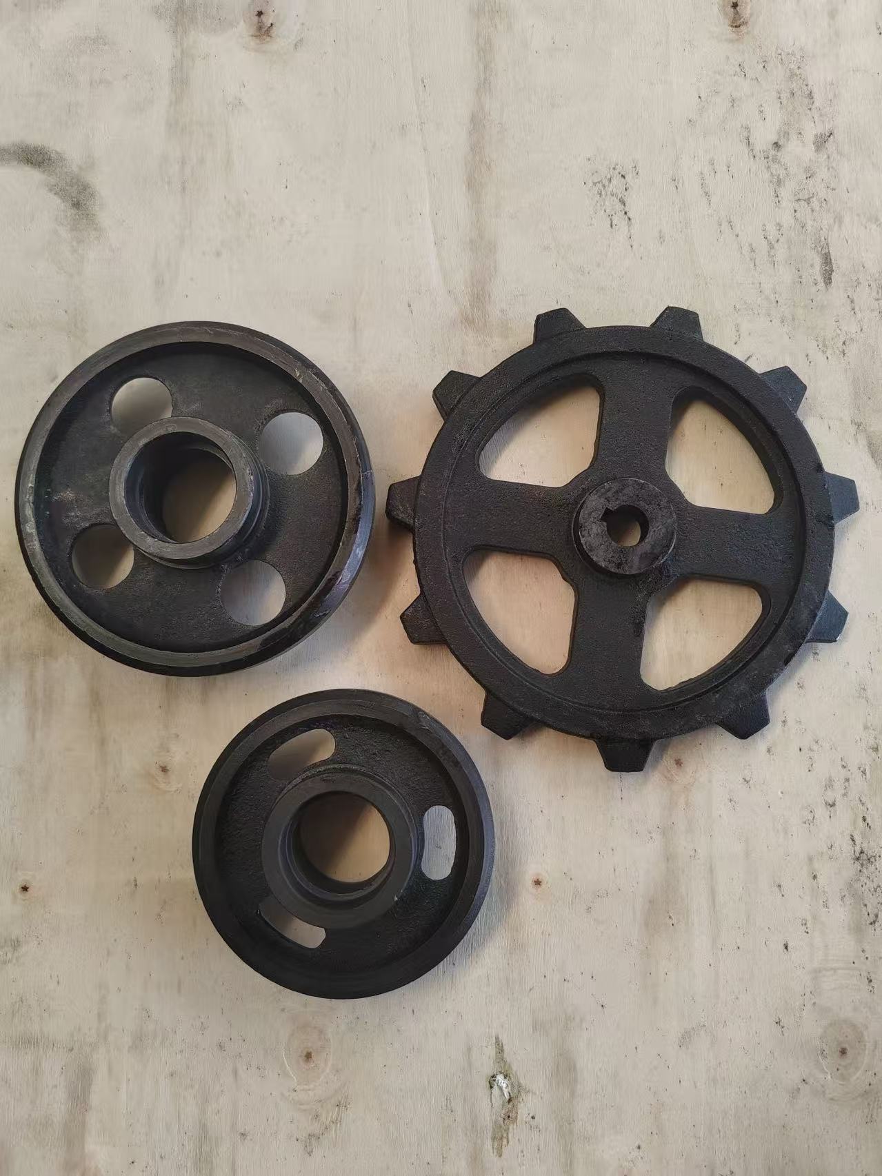 Track Support Roller For Remote Control Tracked Mower, Ductile Iron Idler Wheel OD 130mm & 160mm, Crawler Chassis Spare Parts