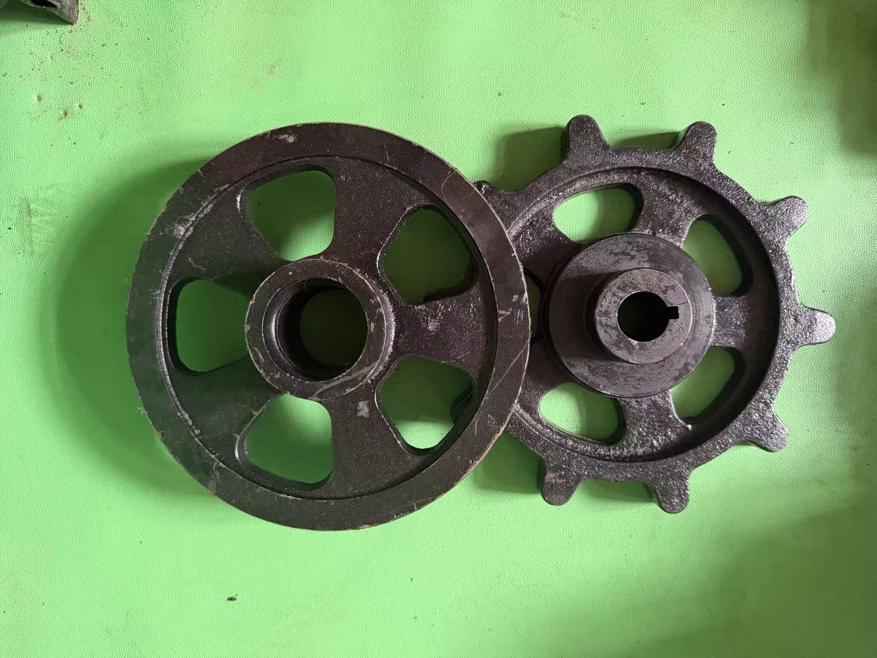Track Drive Sprocket For Remote Control Tracked Mower, 10 Teeth 60 Pitch Ductile Iron Drive Gear With Taper Bore