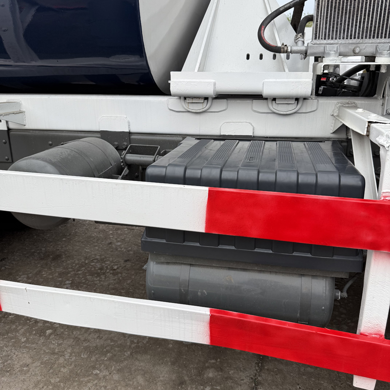 Camión Mezclador de Concreto HOWO 6x4 Refurbished para Transporte de Concreto en Construcción