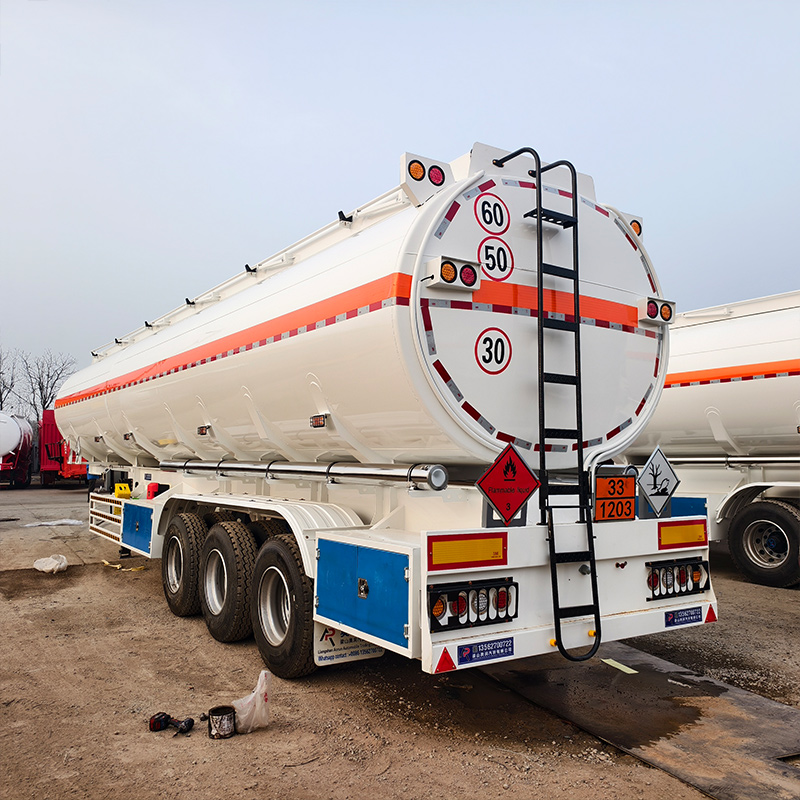 Trailer de tanque de combustible de 3 ejes, 42000L para transporte de diésel y gasolina