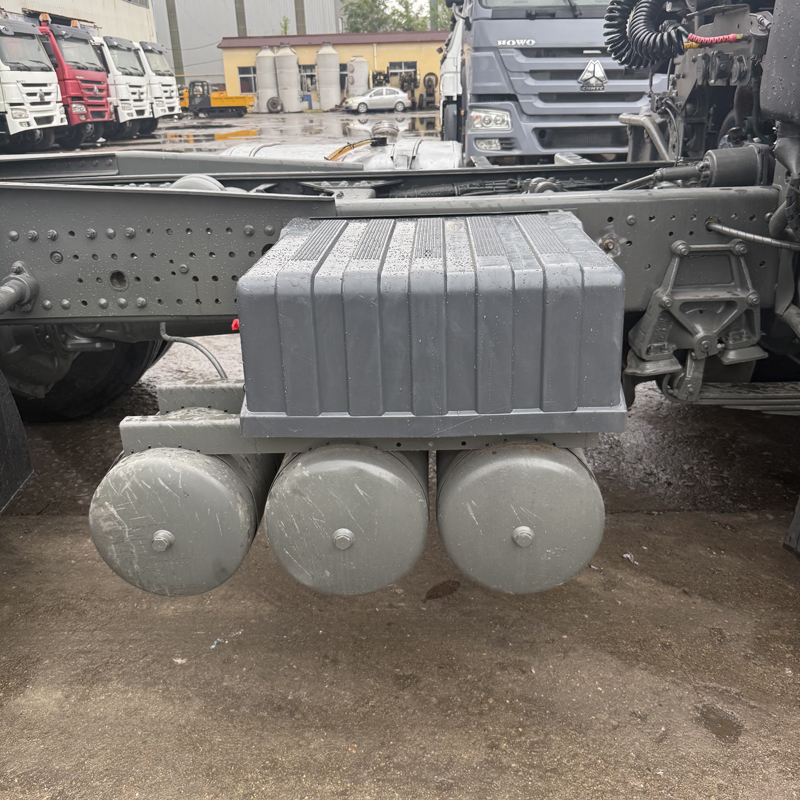 Refurbished HOWO 6x4 Tractor Head For Long Distance Cargo & Engineering Transport