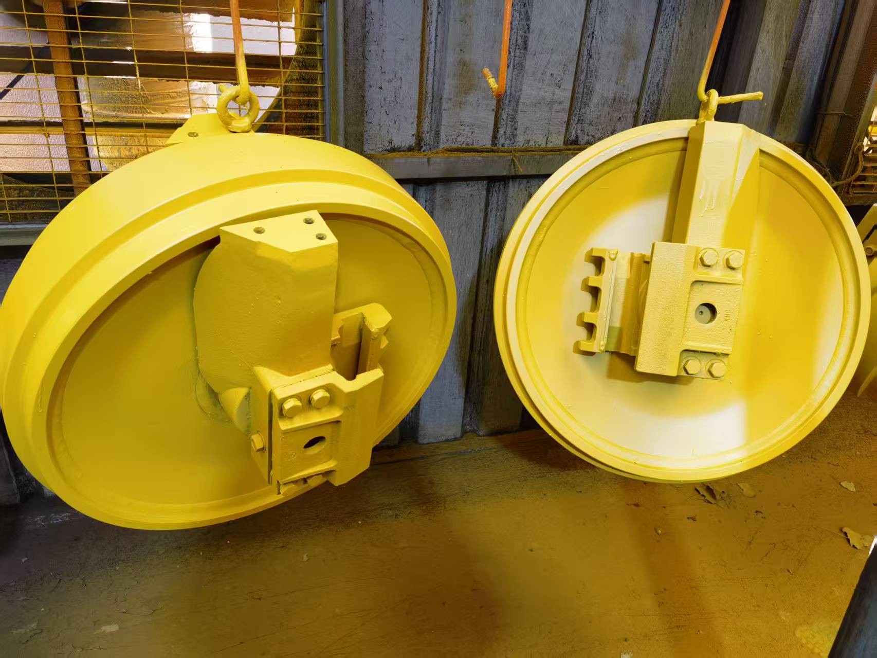 Shantui SD160 Idler Assembly