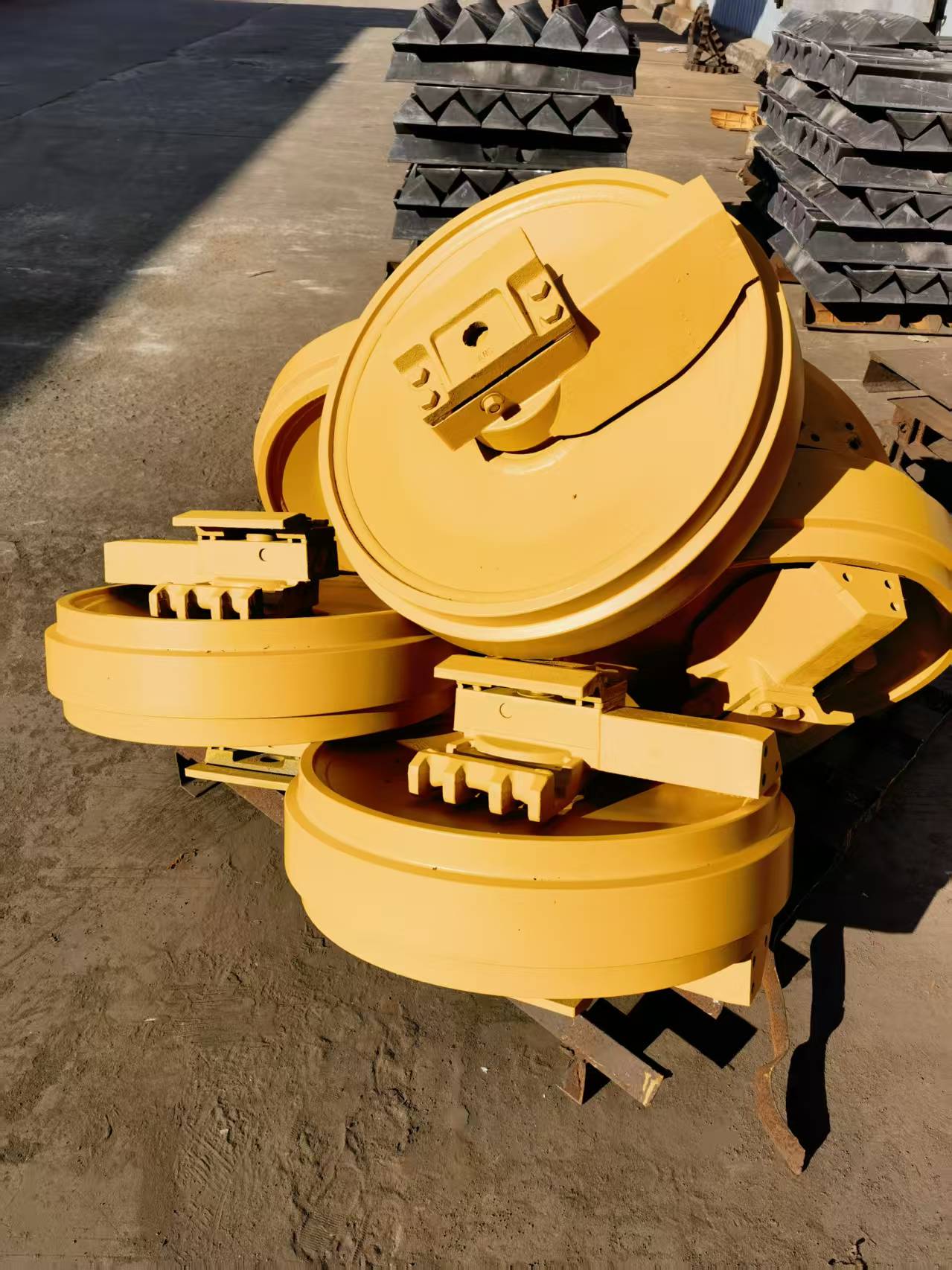 Shantui SD160 Idler Assembly