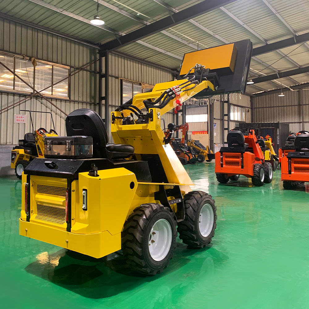 RW28‑8 轮式小型滑移装载机 ZONSENROTO 23HP 汽油发动机 EPA 欧五 3‑泵电控附件阀 工程机械