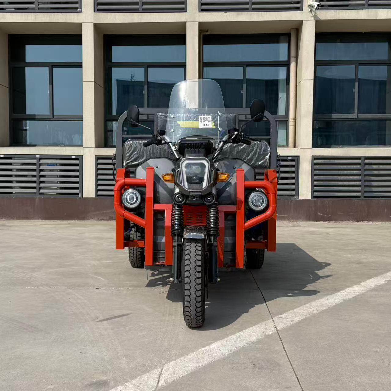 Cargo Three‑Wheel Electric Transport Tricycle