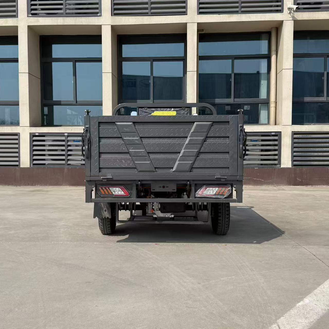 Cargo Three‑Wheel Electric Transport Tricycle