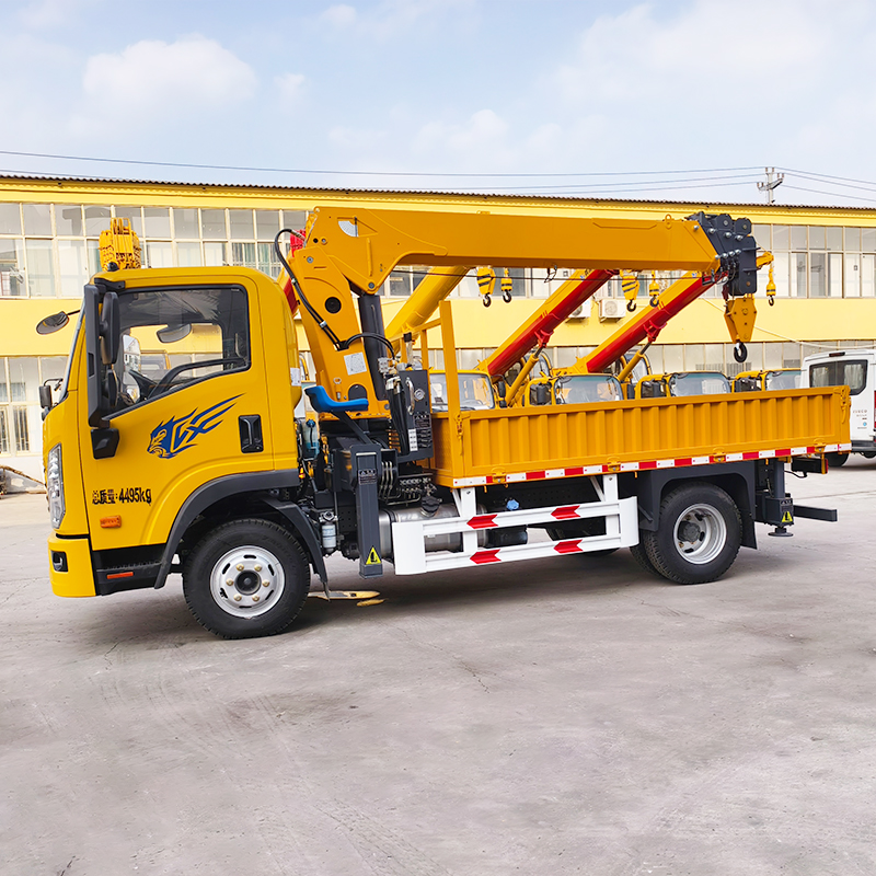 5 Ton Hydraulic Truck Mounted Crane Telescopic Boom Lifter For Urban Engineering And Material Handling