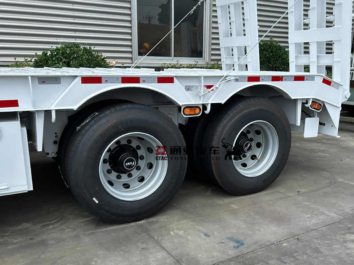 2 Axle Low Bed Semi Trailer