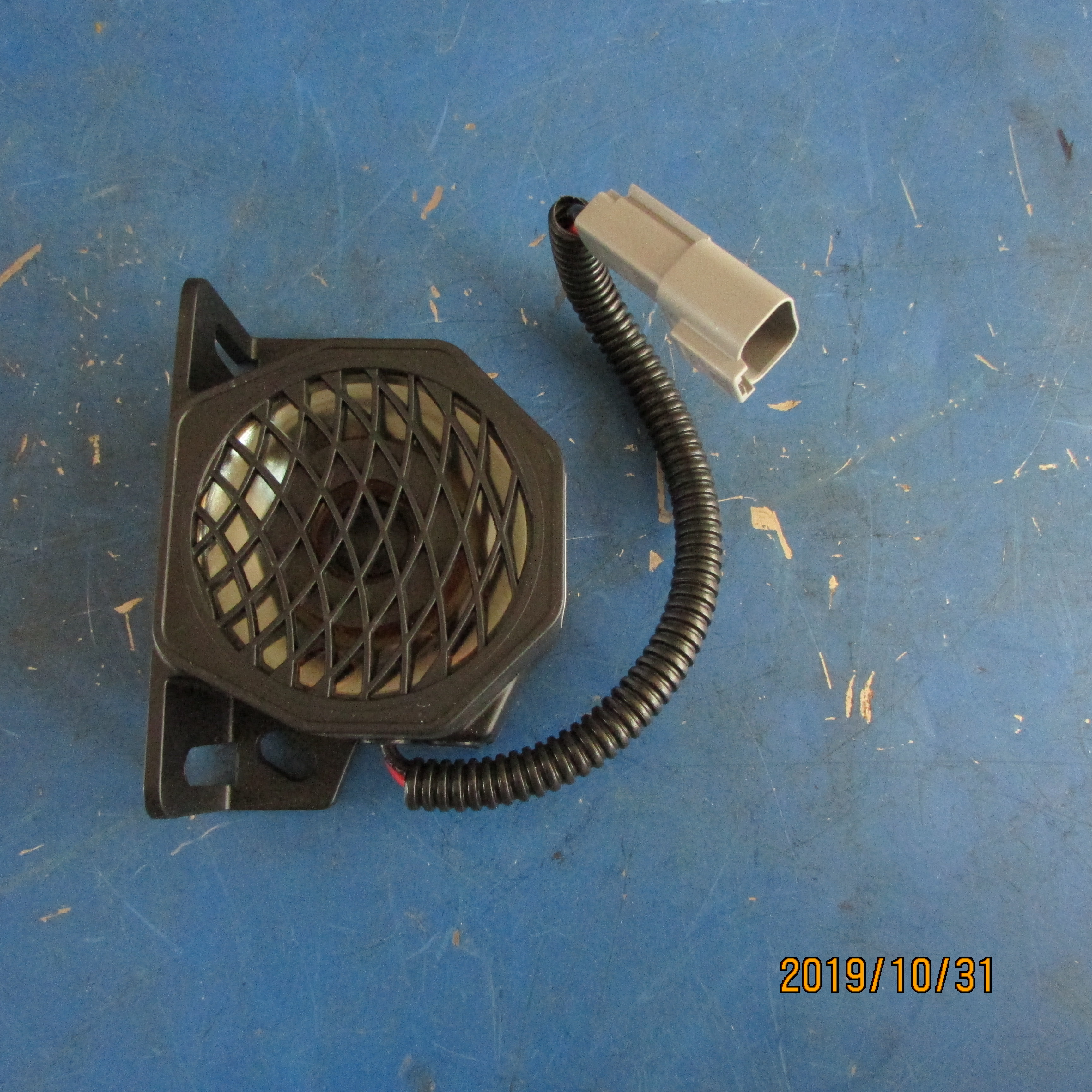803502623 575 Backup Alarm for XCMG – Genuine Reverse Warning Buzzer​