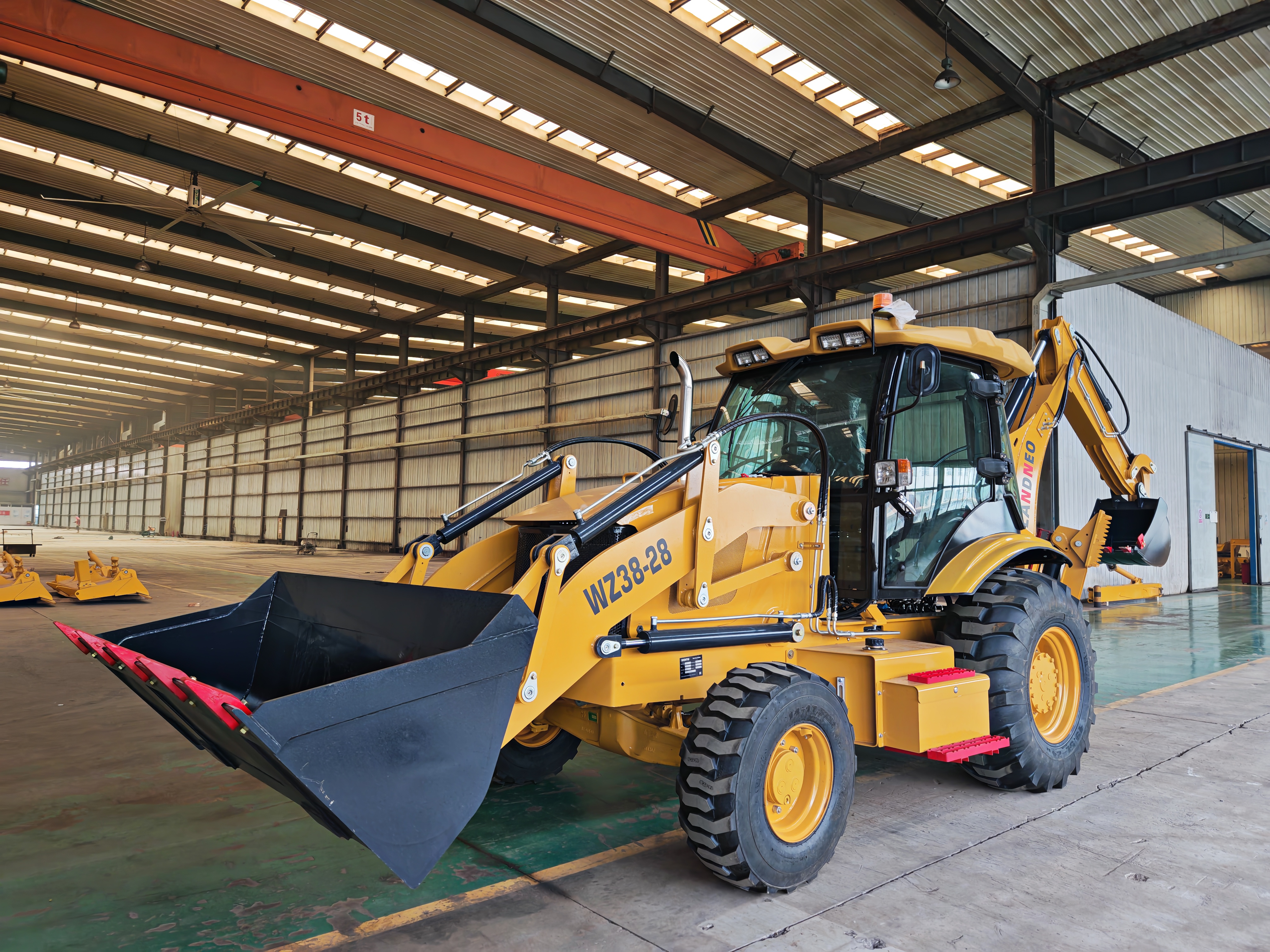 SHENTUI WZ38-28 Backhoe Loader with Luxury Cabin | AC/Heater | Pilot Control | LED & Camera | LANDNEO High-End Spec